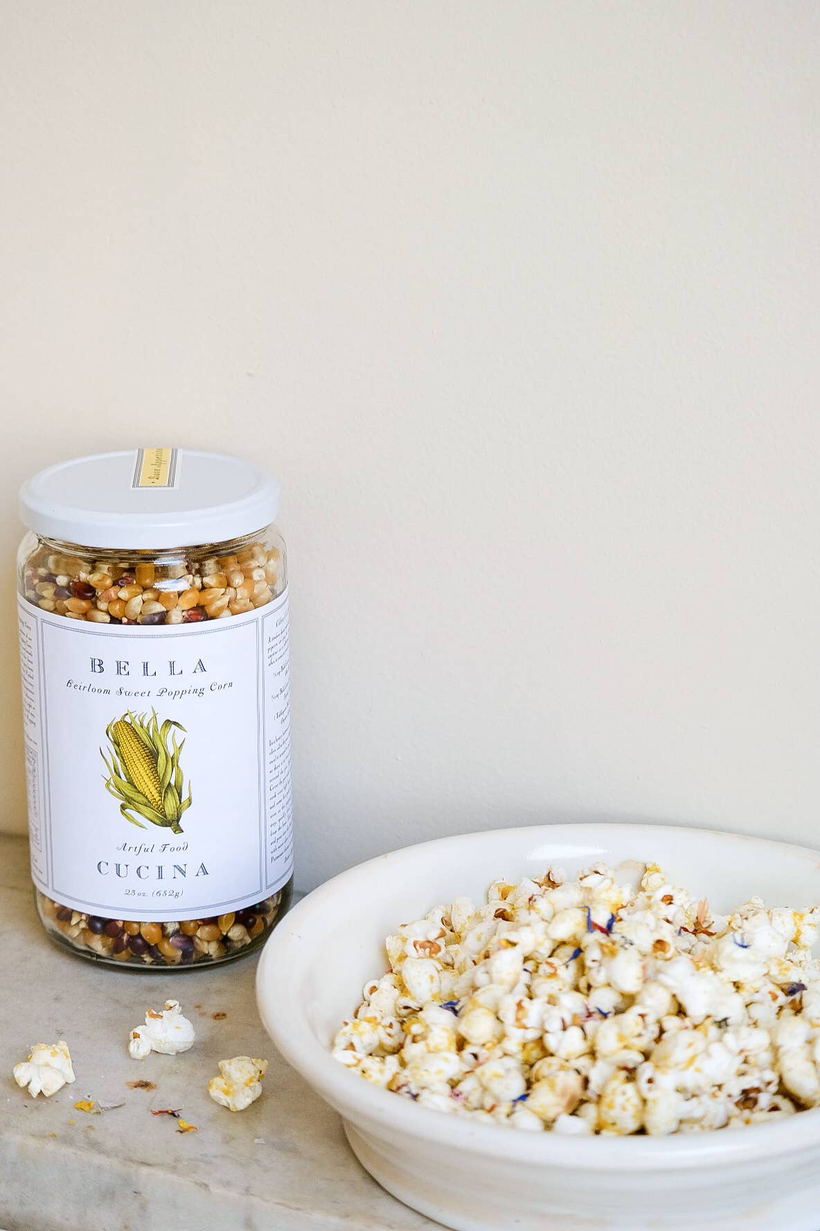 Organic Sweet Heirloom Popping Corn (23 oz jar)